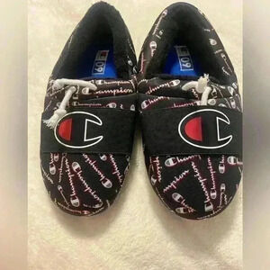 Men’s Champion Slippers with rubber soles NWOT  SIZE 9 W black red white & gray